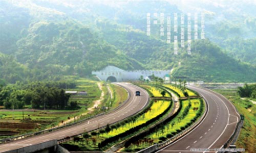 甘肃在建里程最长高速公路平定高速本周将通车