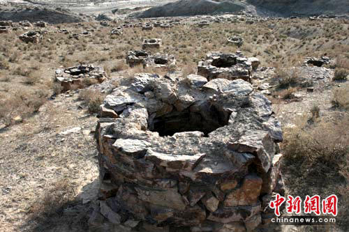 甘肃景泰发现1958年大炼钢铁时土炼铁炉遗址