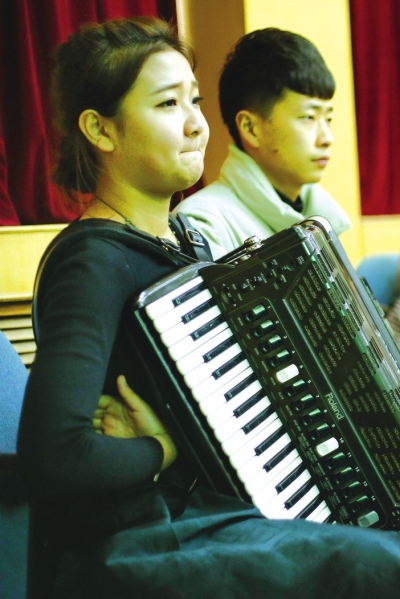 2015甘肃高考音乐类统考开始 5444名考生参考