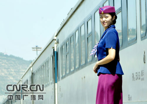 首趟兰州至北京西直达列车开行 全列卧铺--中国