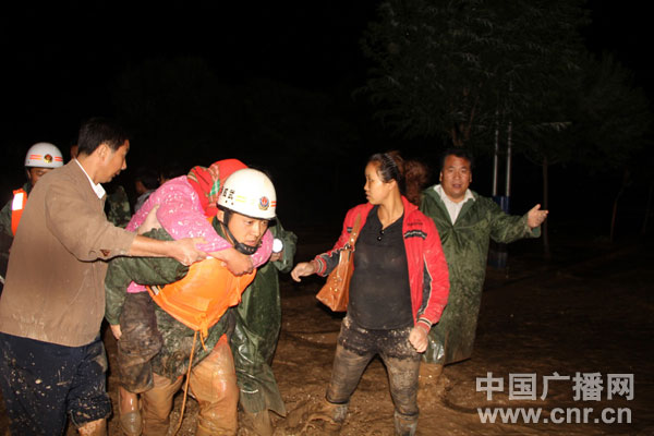 甘肃武威突发洪水 373名被困群众被解救
