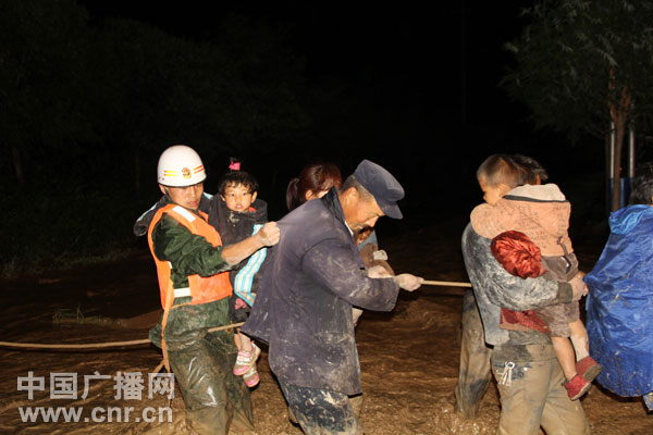 甘肃武威突发洪水 373名被困群众被解救