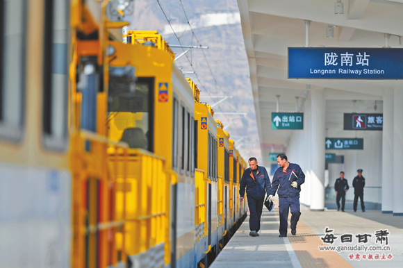 兰渝铁路岷县至广元段12月26日开通运营