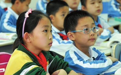 兰州小学生深圳游学 感受课堂差异--中国广播网
